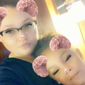 Meet your Posher, Monica